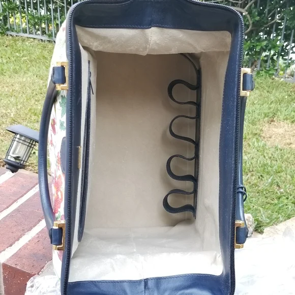 Vintage Rare Gucci White Flora Train case style Boston Vanity handbag - Picture 12 of 16